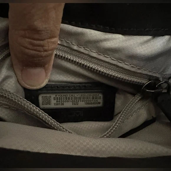 NWT - TUMI Voyageur VALETTA North South Crossbody Bag with Gunmetal Hardware - Picture 13 of 14